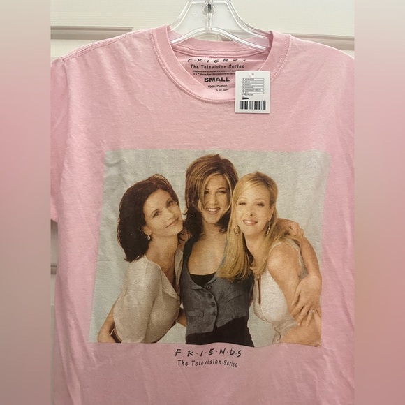 Urban Outfitters UO Friends Girls T Shirt NWT - Picture 3 of 5